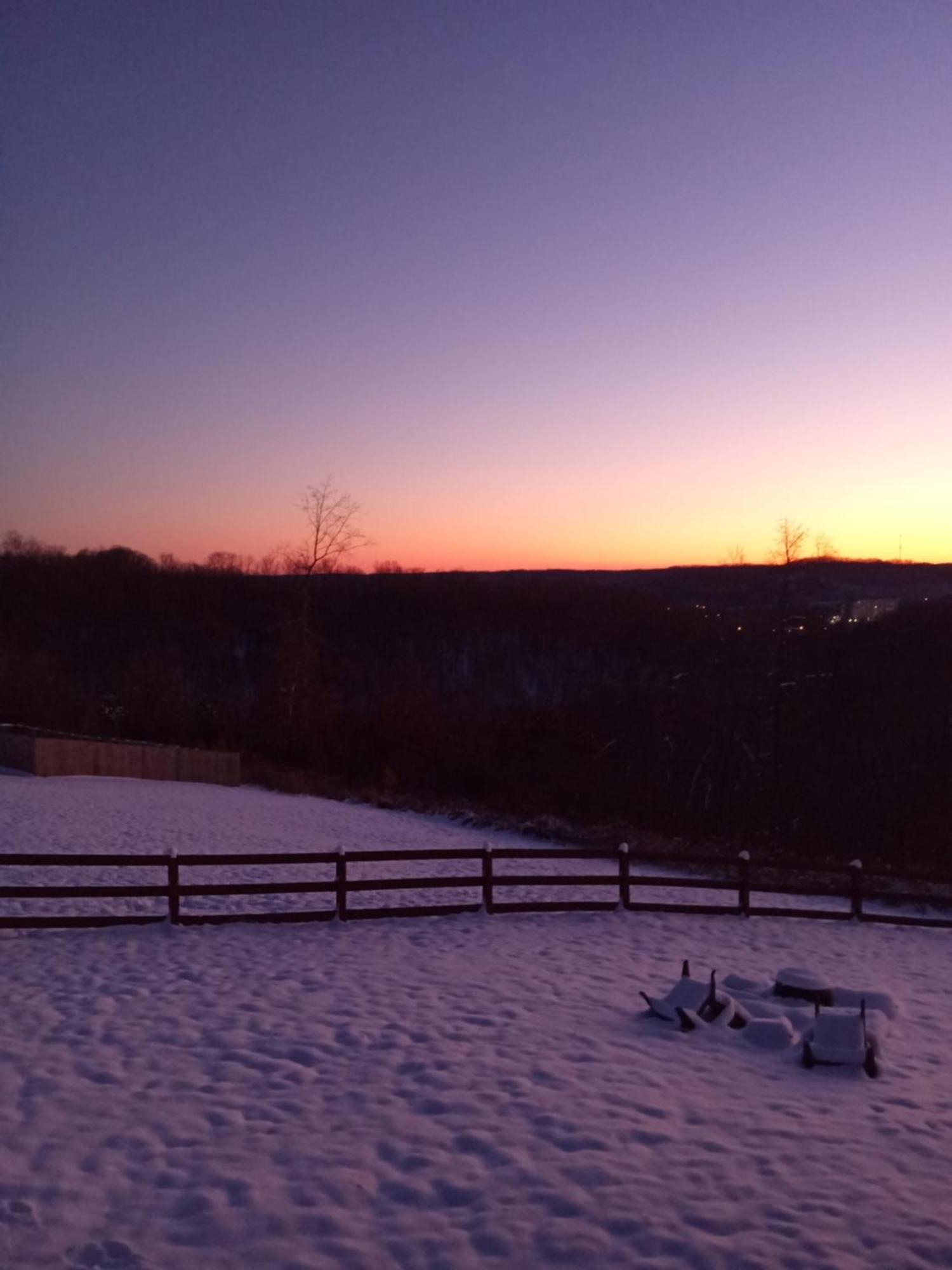 Great Little Guest Suite With Private Entry & Deck! Pet Friendly & 30 Mins To Nashville! Ashland City Luaran gambar